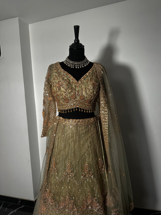 Aahori lehenga