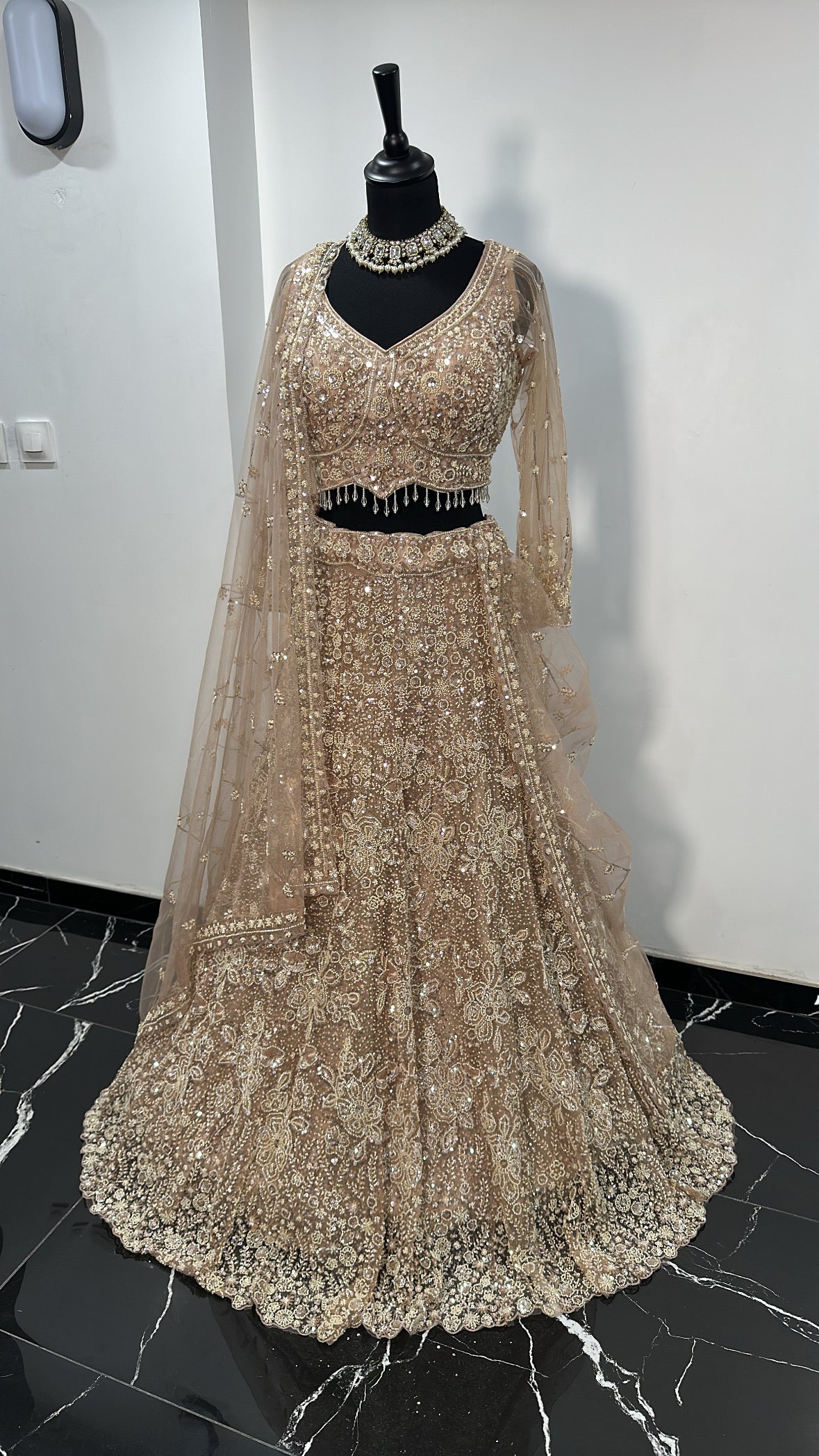Lehenga champagne