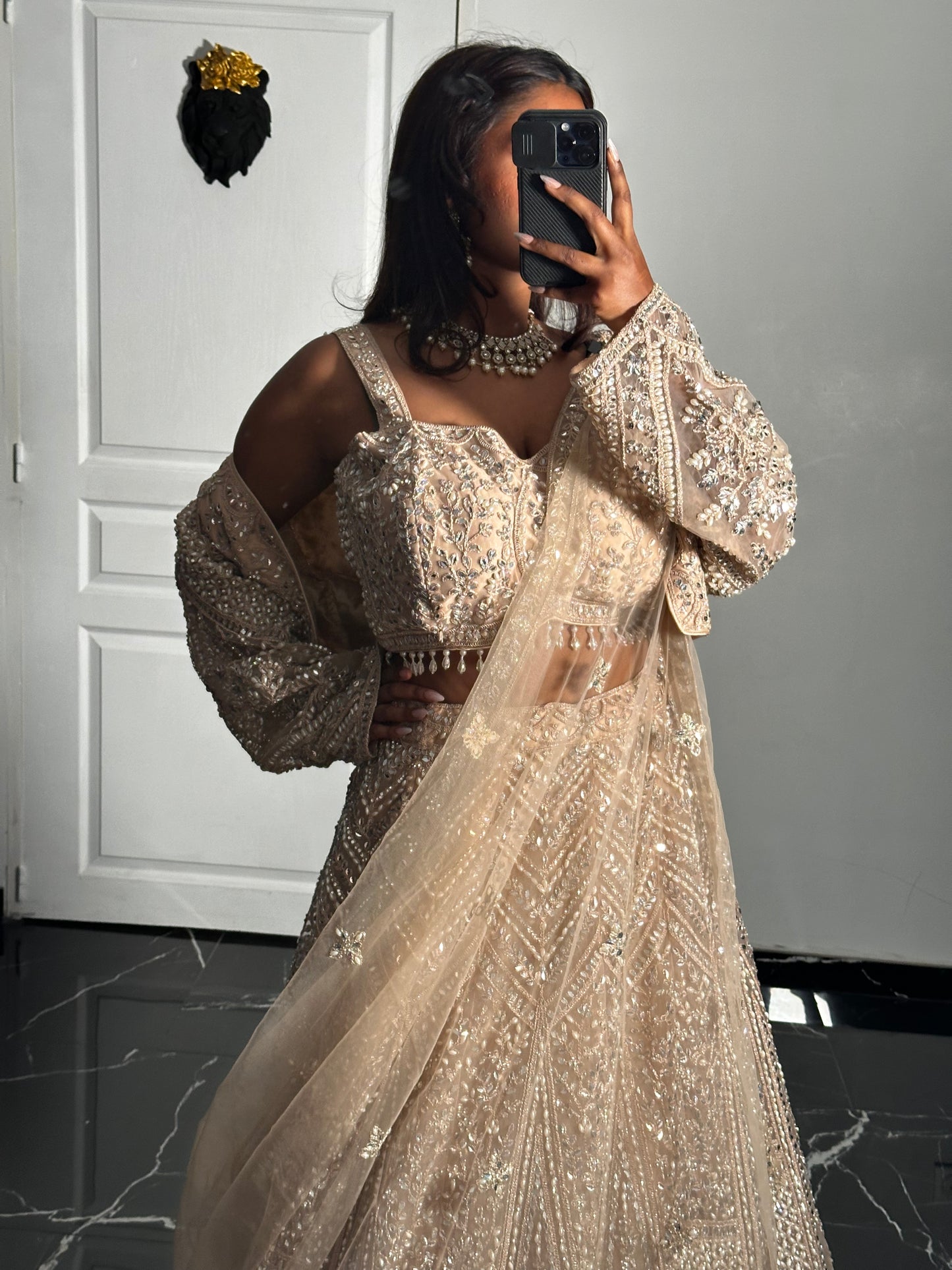 Lehenga beige doré