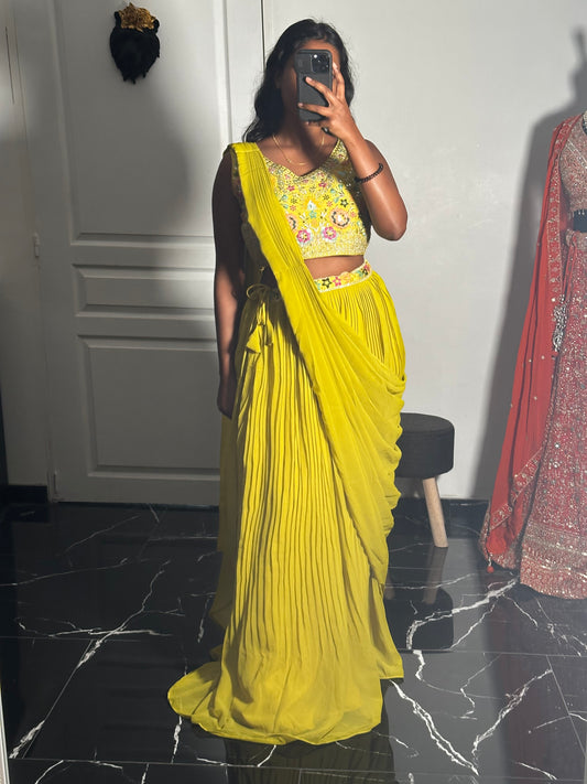 Lehenga gilet jaune