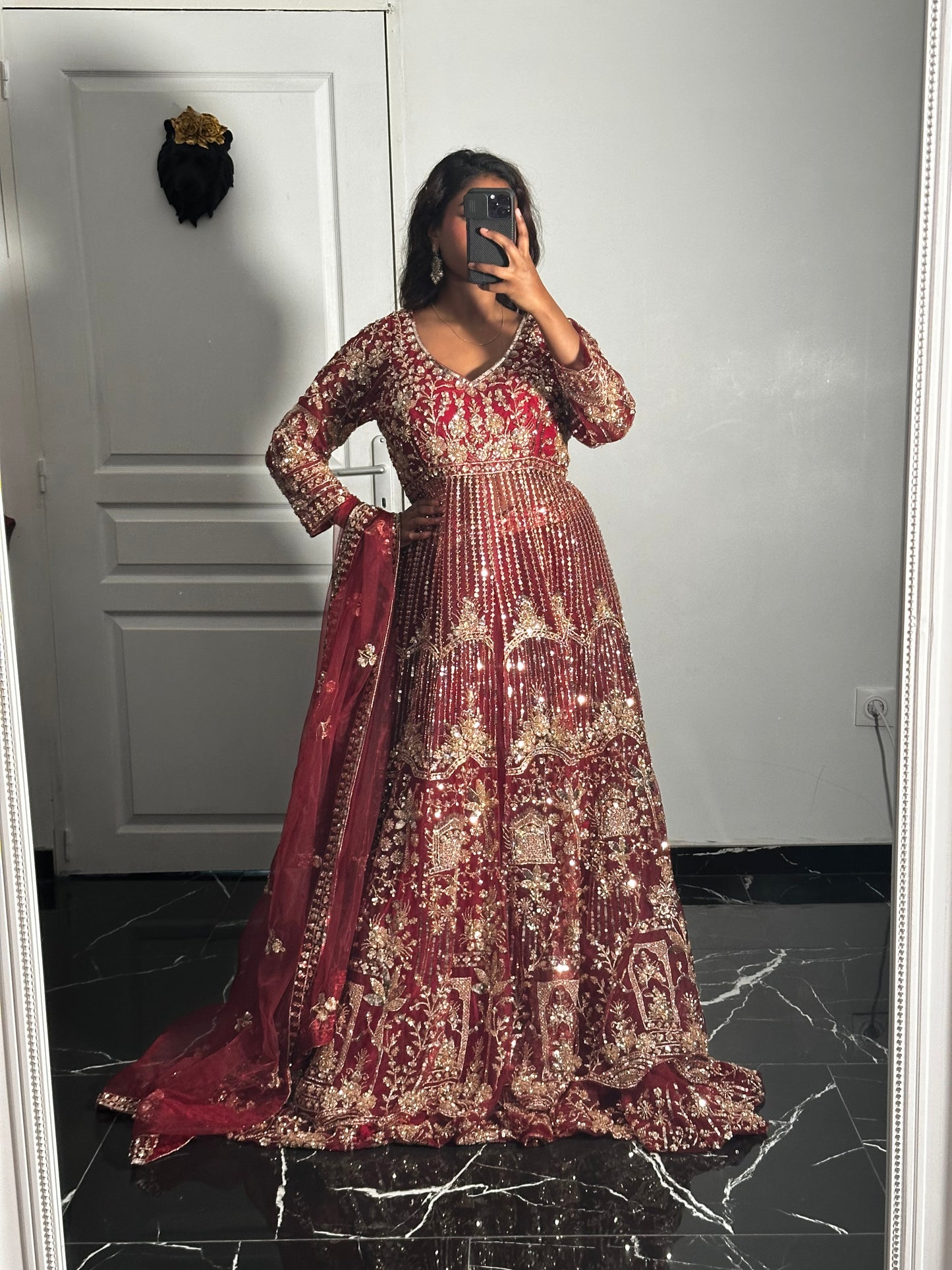 Anarkali Lehenga Rouge brodé