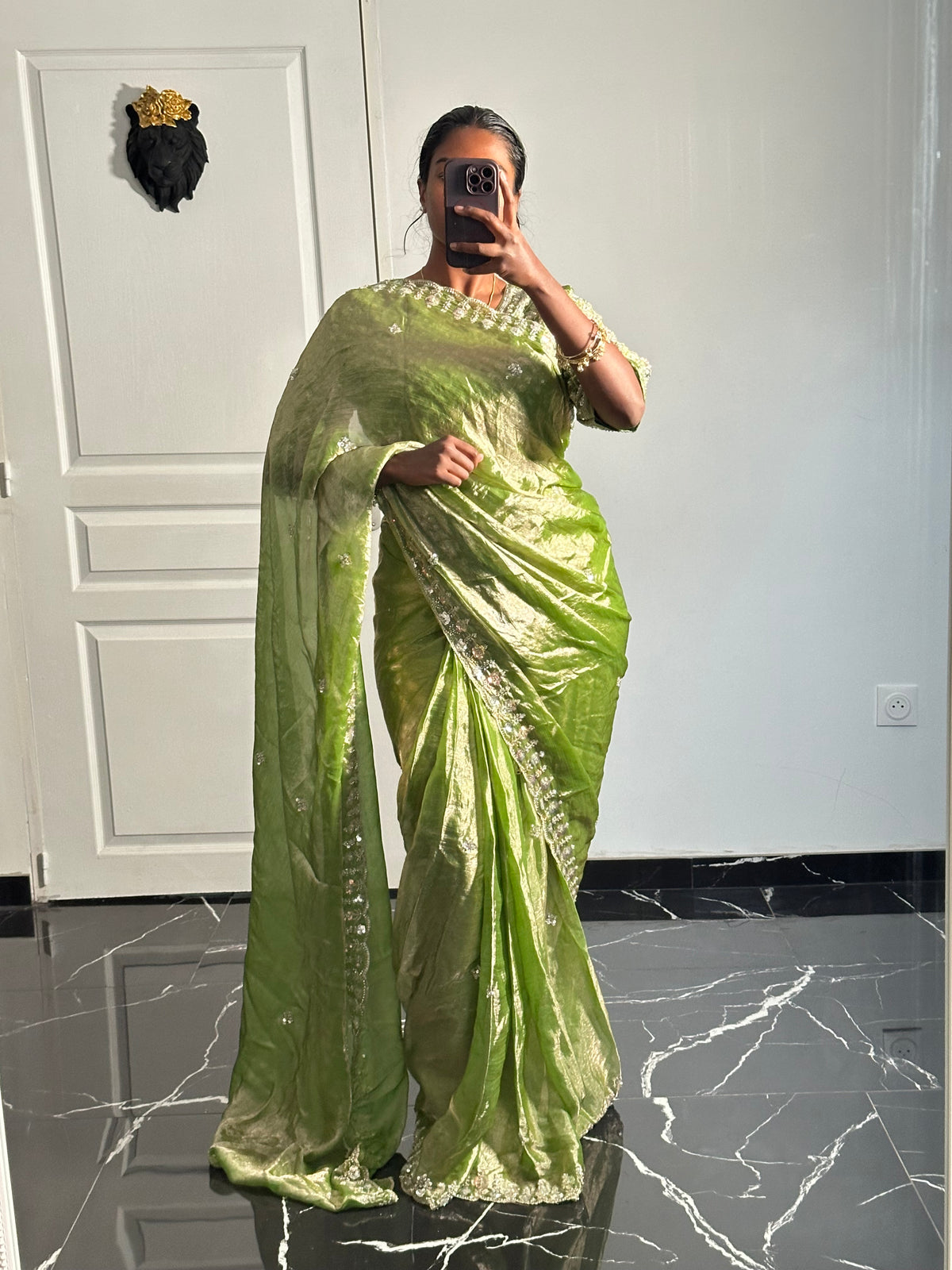 AARADHYA vert