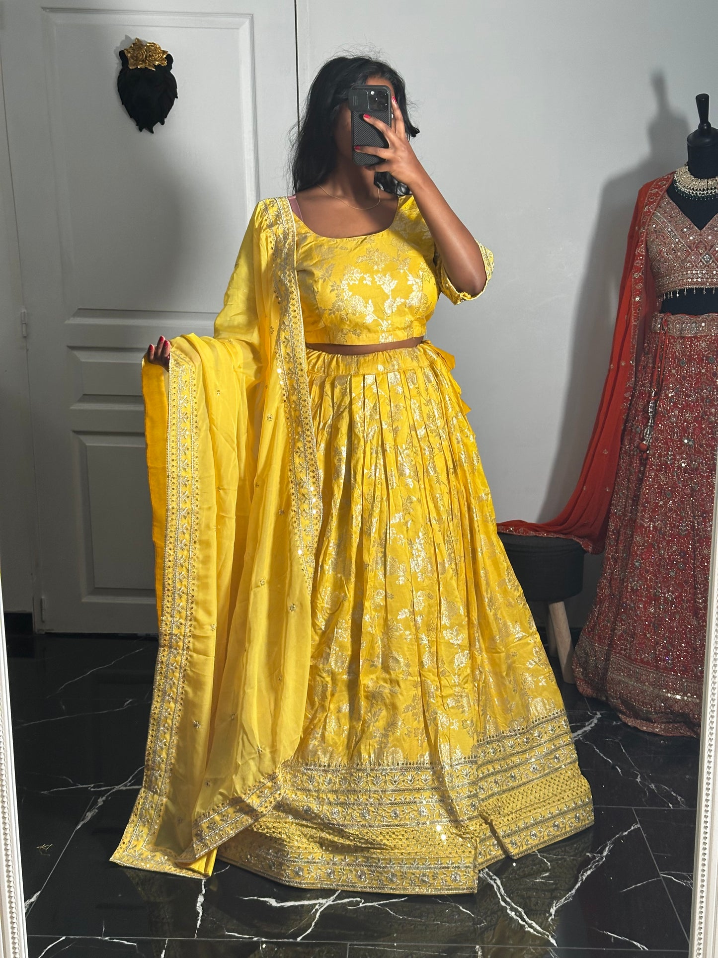 Lehenga en viscose jacquard jaune