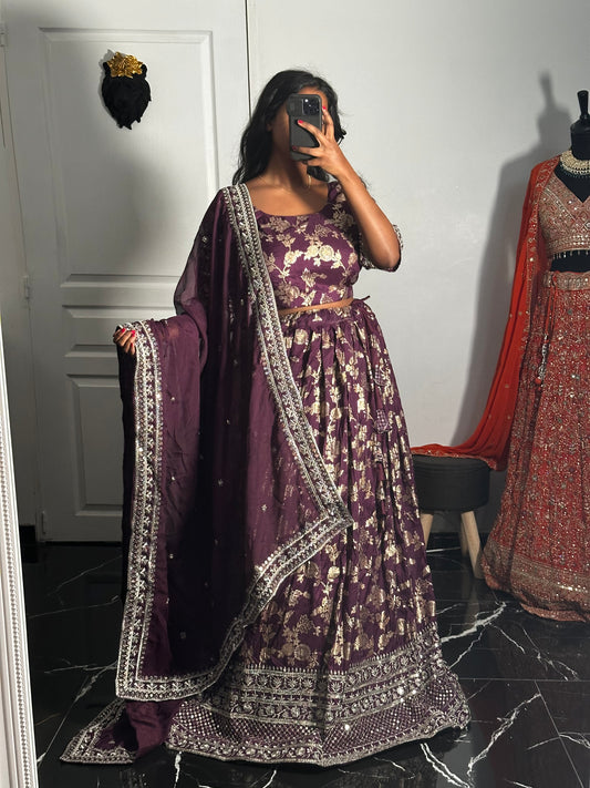 Lehenga en viscose jacquard Prune
