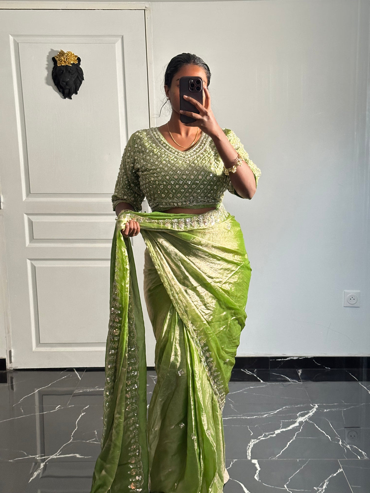 AARADHYA vert