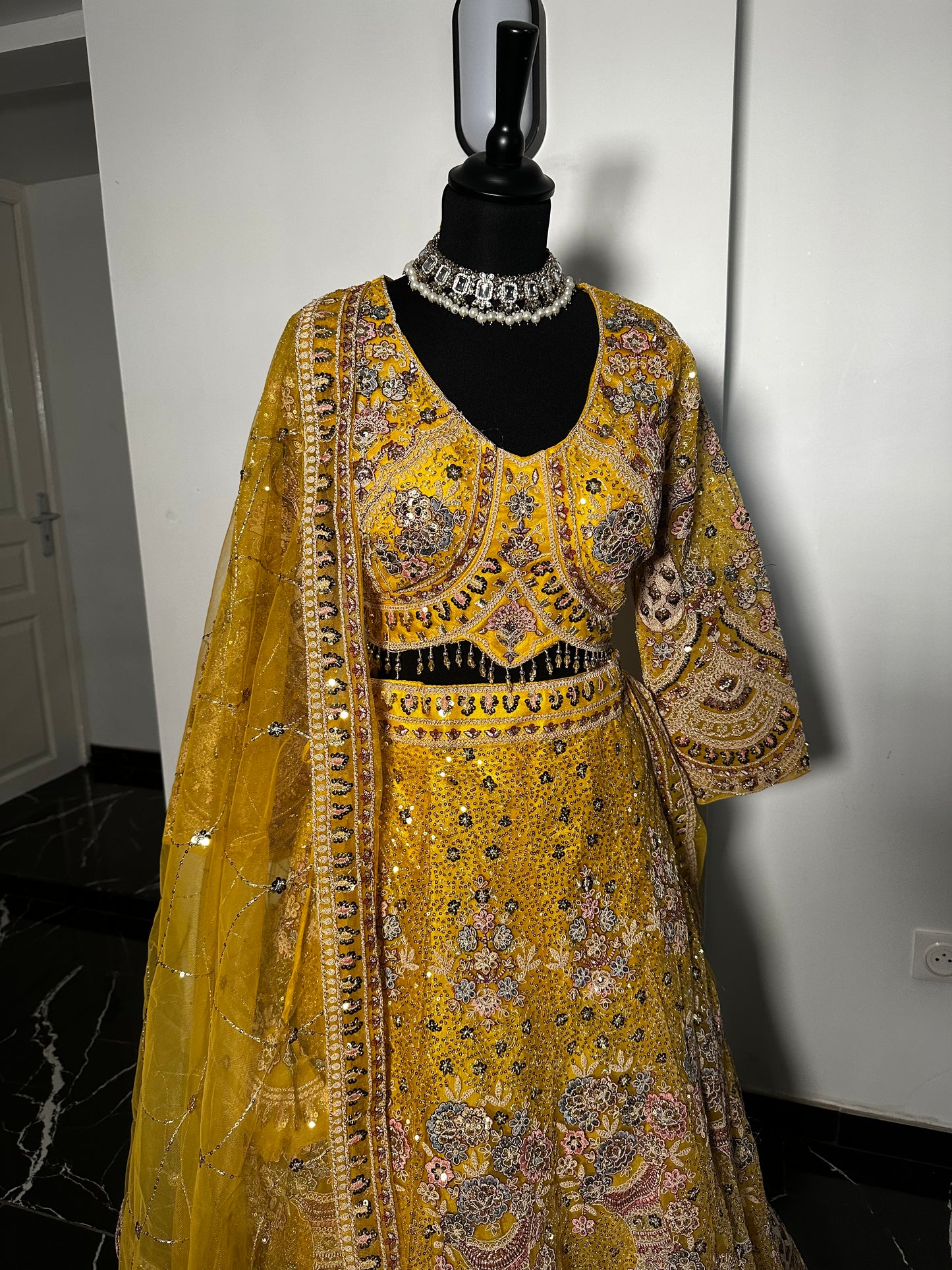 Lehenga jaune moutarde