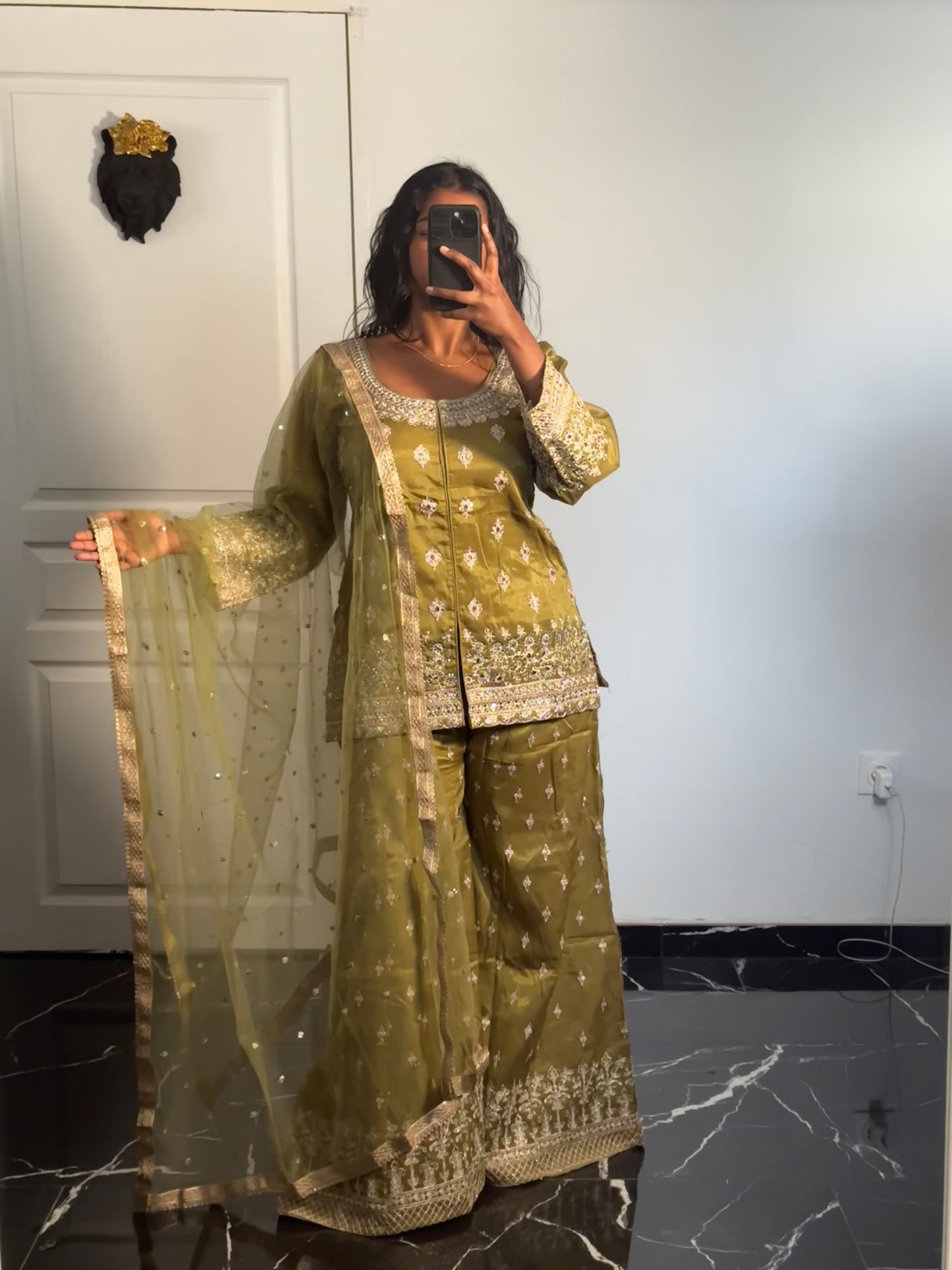 Salwar Kameez Liyana