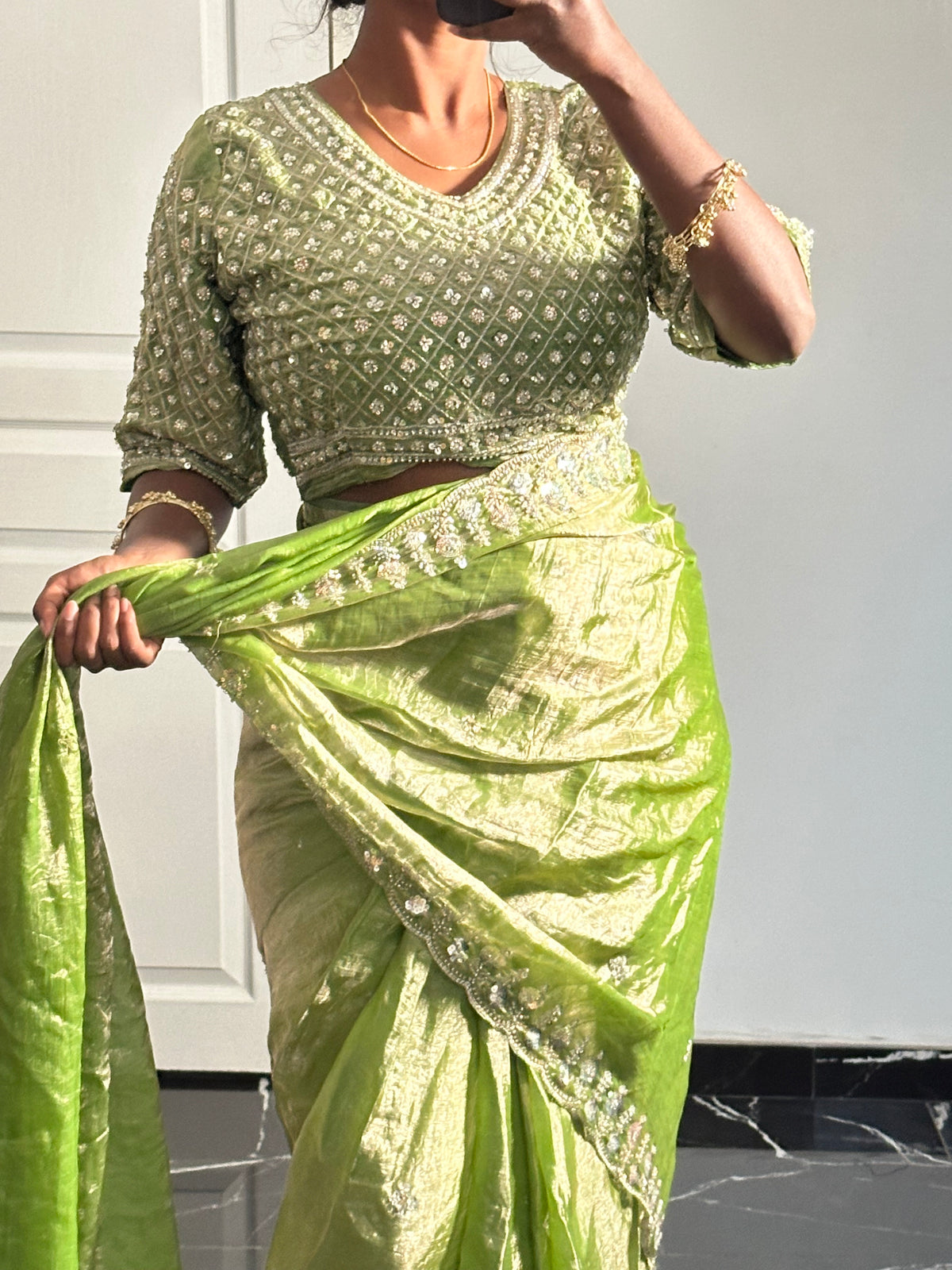 AARADHYA vert
