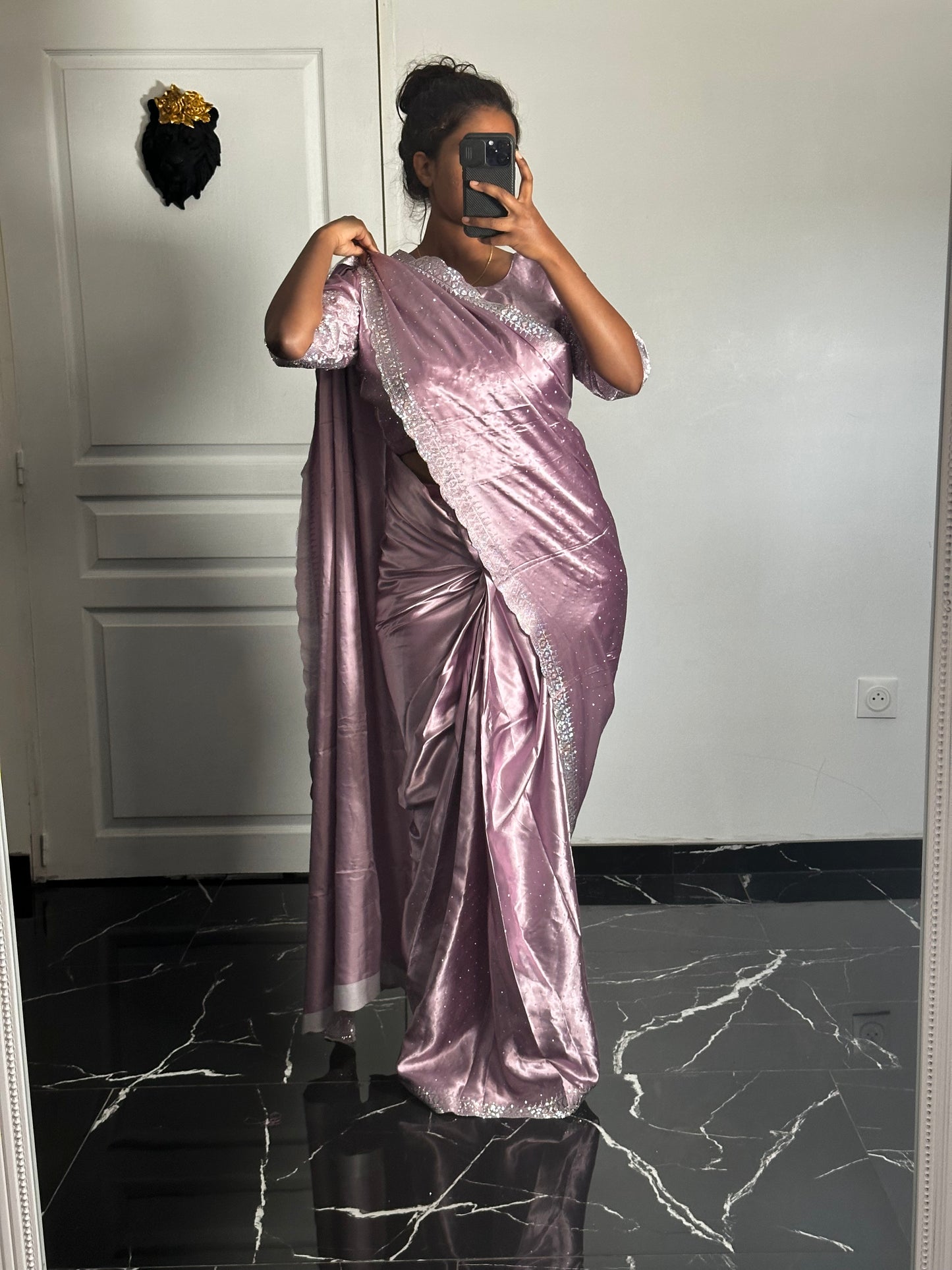 Liyanaa Lilas one minute saree