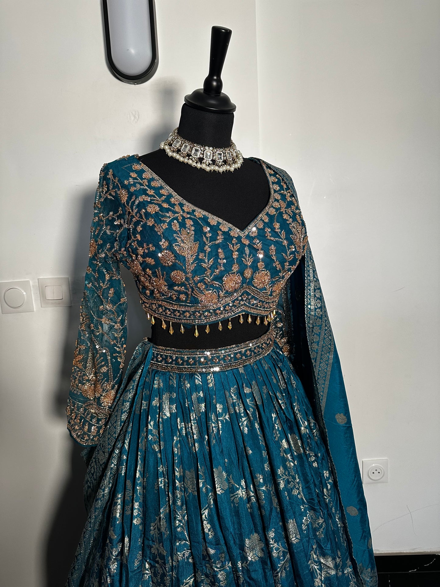 Lehenga Azure Maharani