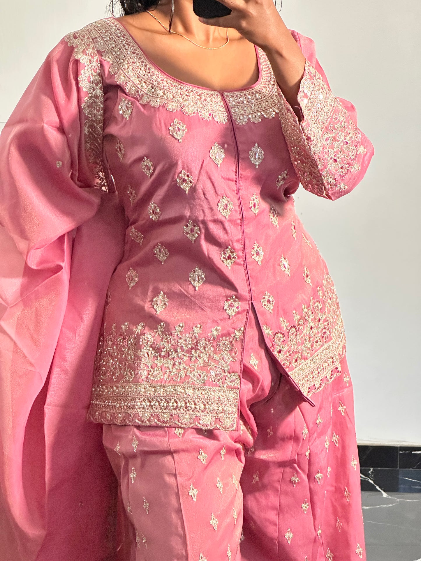 Salwar Kameez Liyana rose