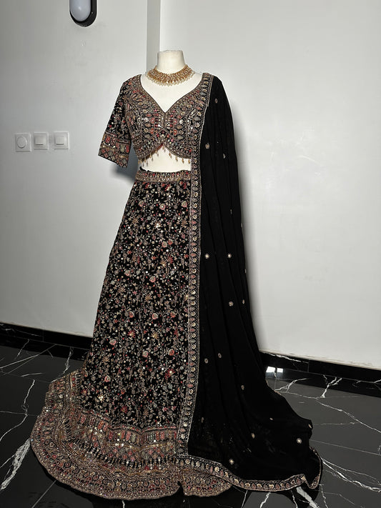 Lehenga noir royale