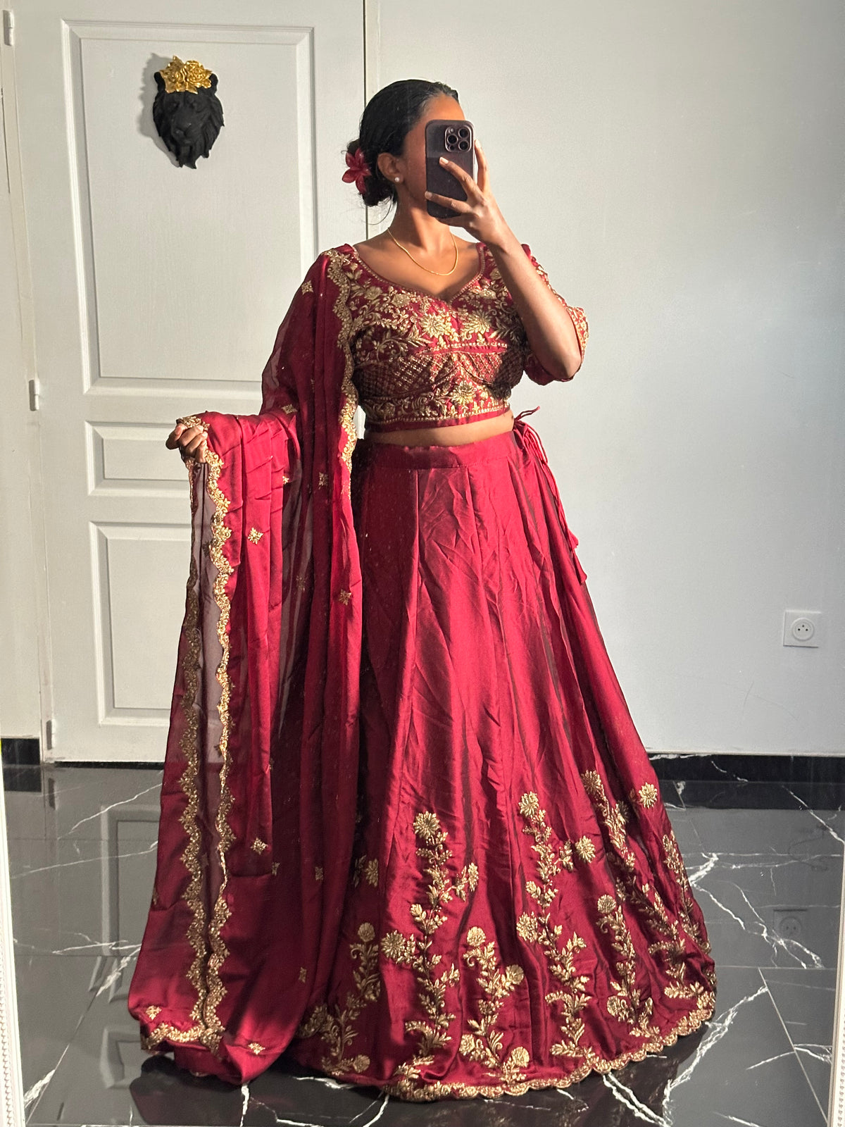 Lehenga Nilani rouge