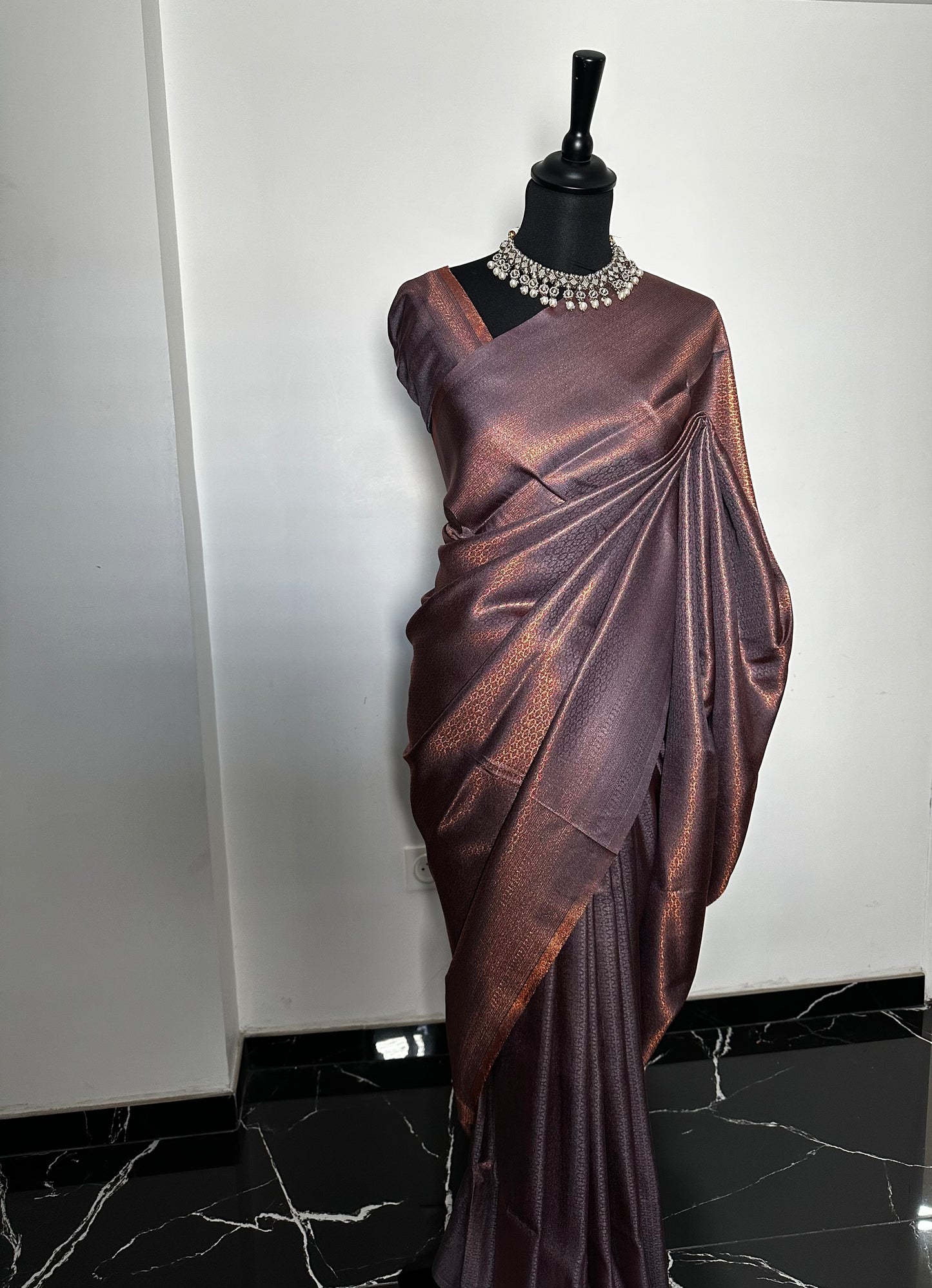 Sari Kubera Pattu Prune Lumière