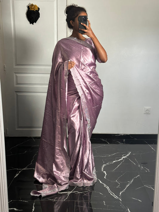 Liyanaa Lilas one minute saree