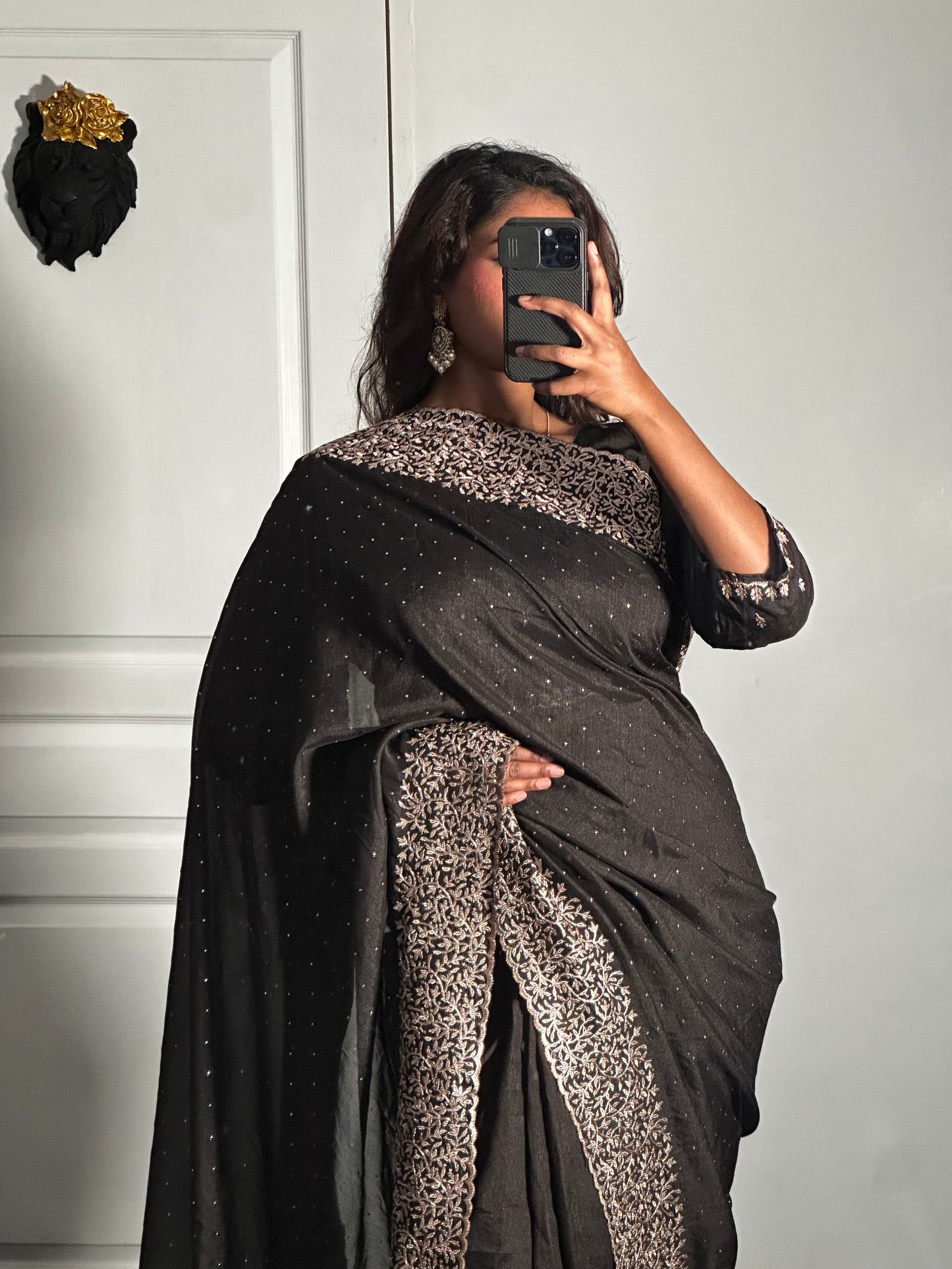 Saree Moonla noir