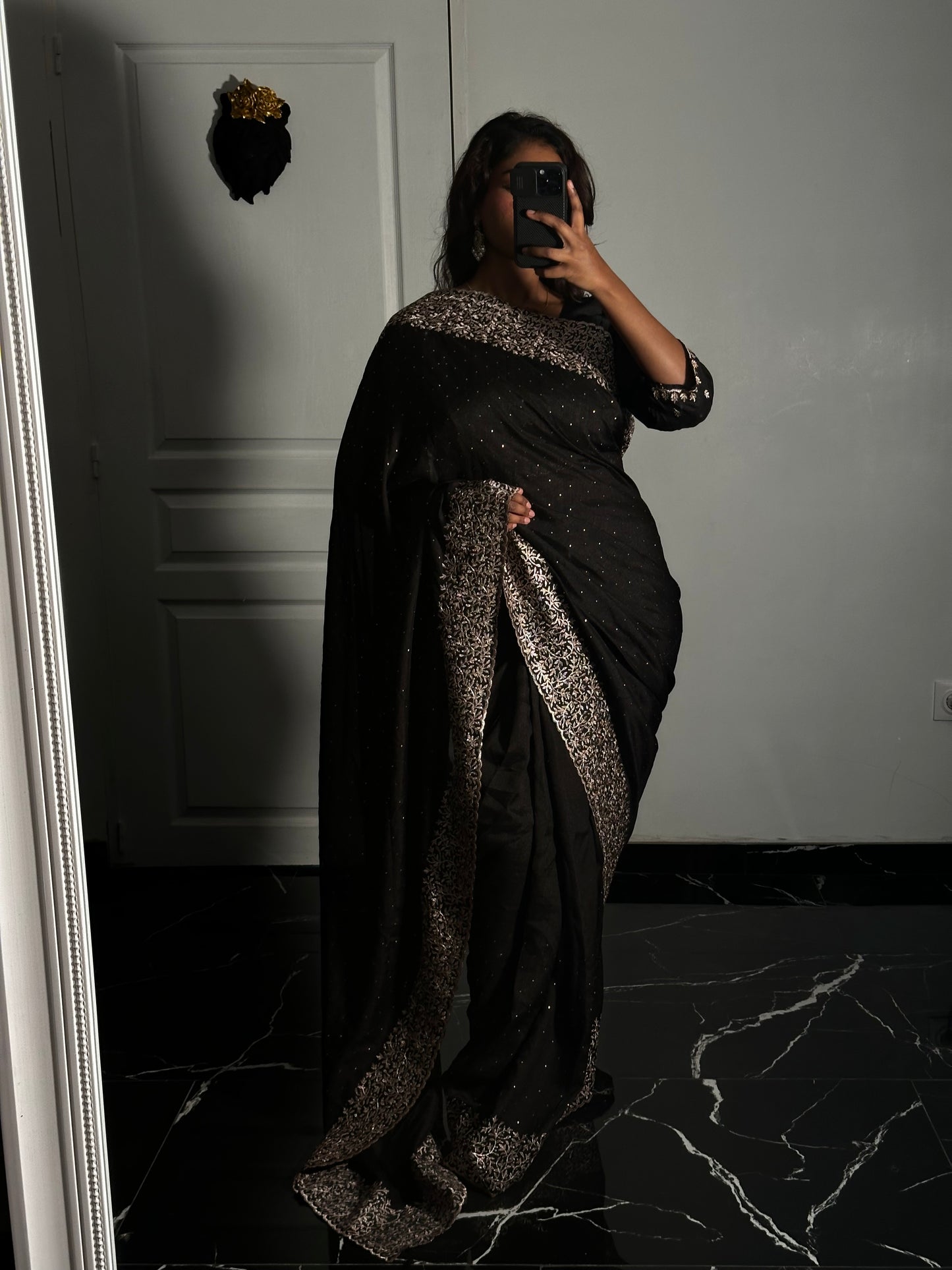 Saree Moonla noir
