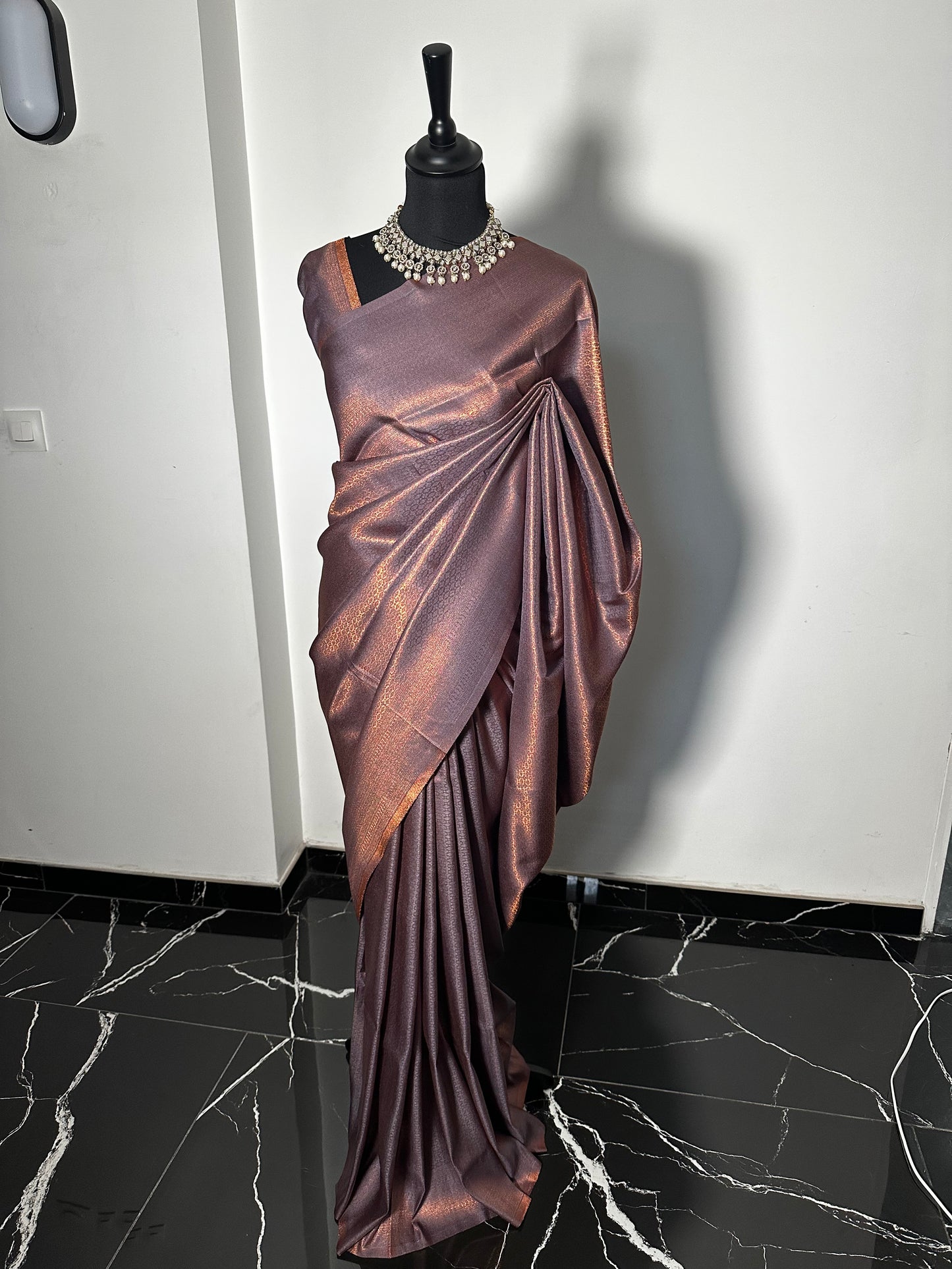 Sari Kubera Pattu Prune Lumière