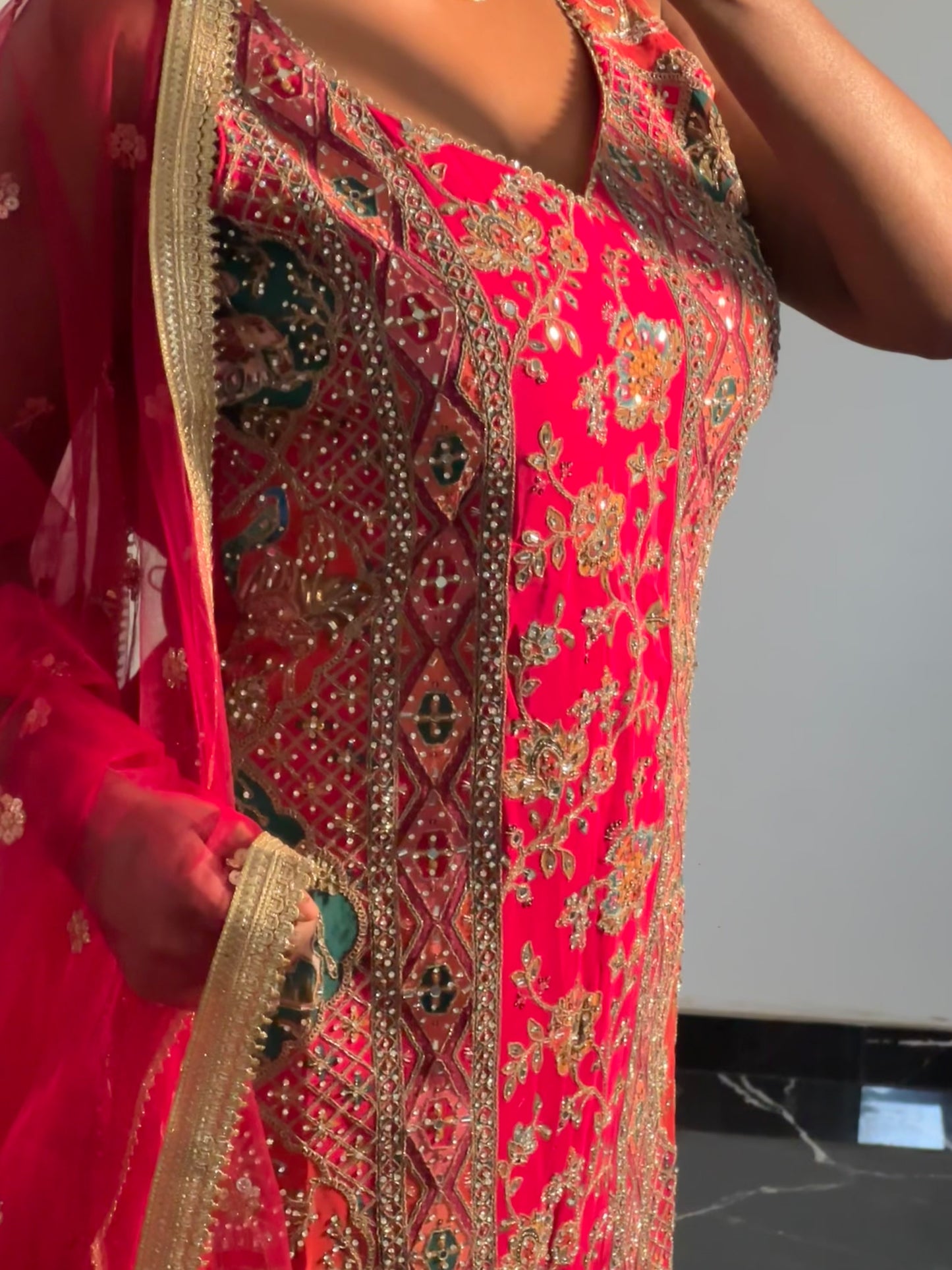 Salwar rose rubis