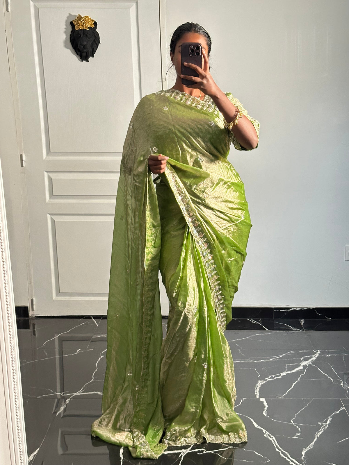 AARADHYA vert