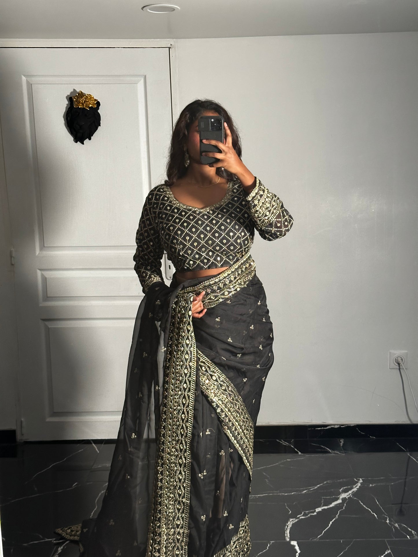 Saree Anaya noir