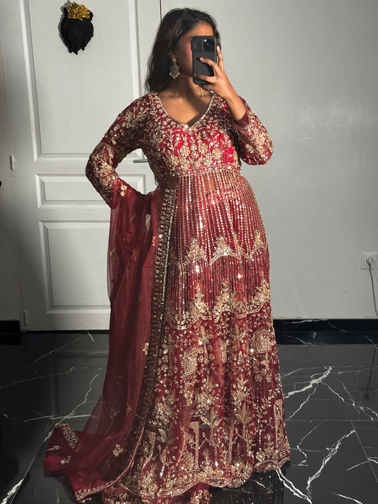Anarkali Lehenga Rouge brodé