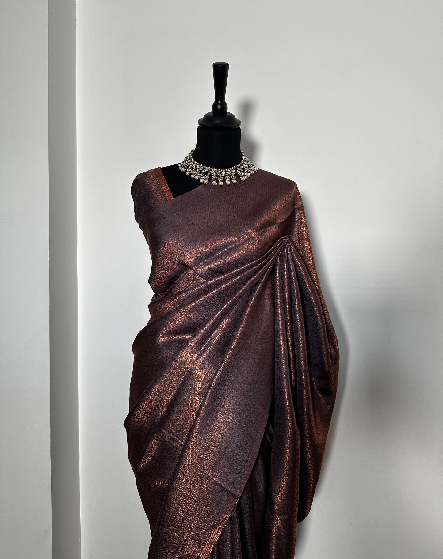 Sari Kubera Pattu Prune Lumière