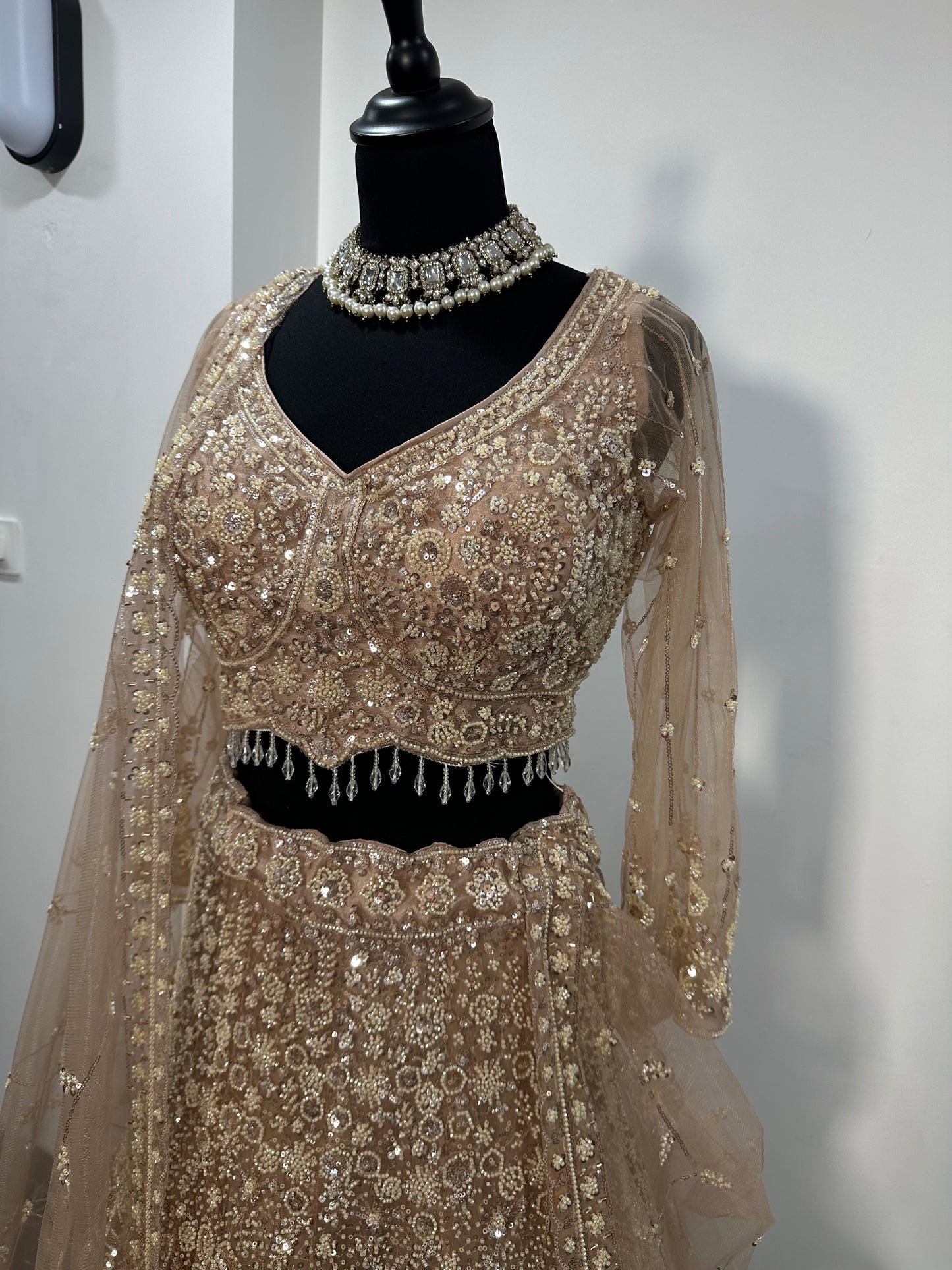 Lehenga champagne