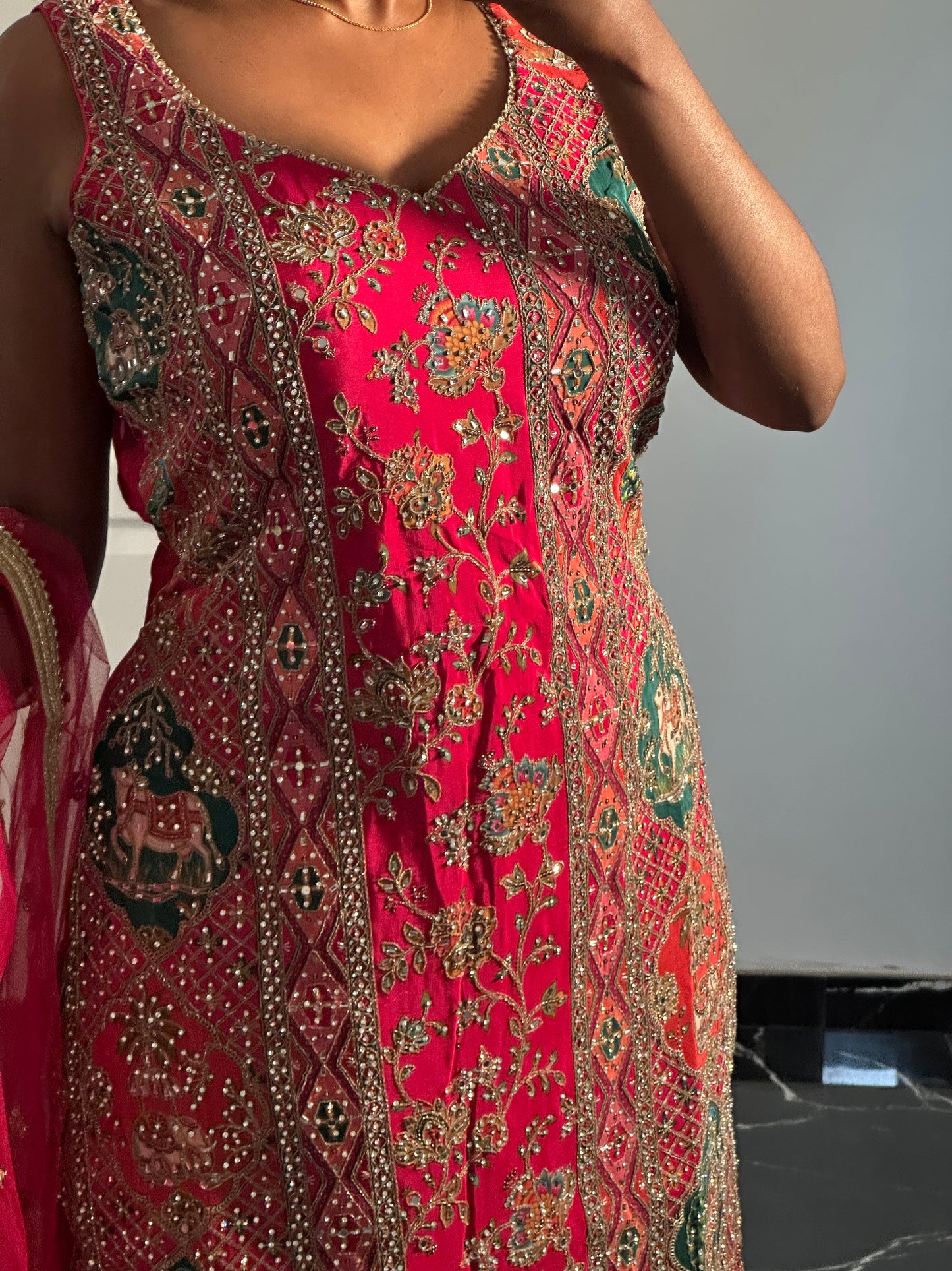 Salwar rose rubis