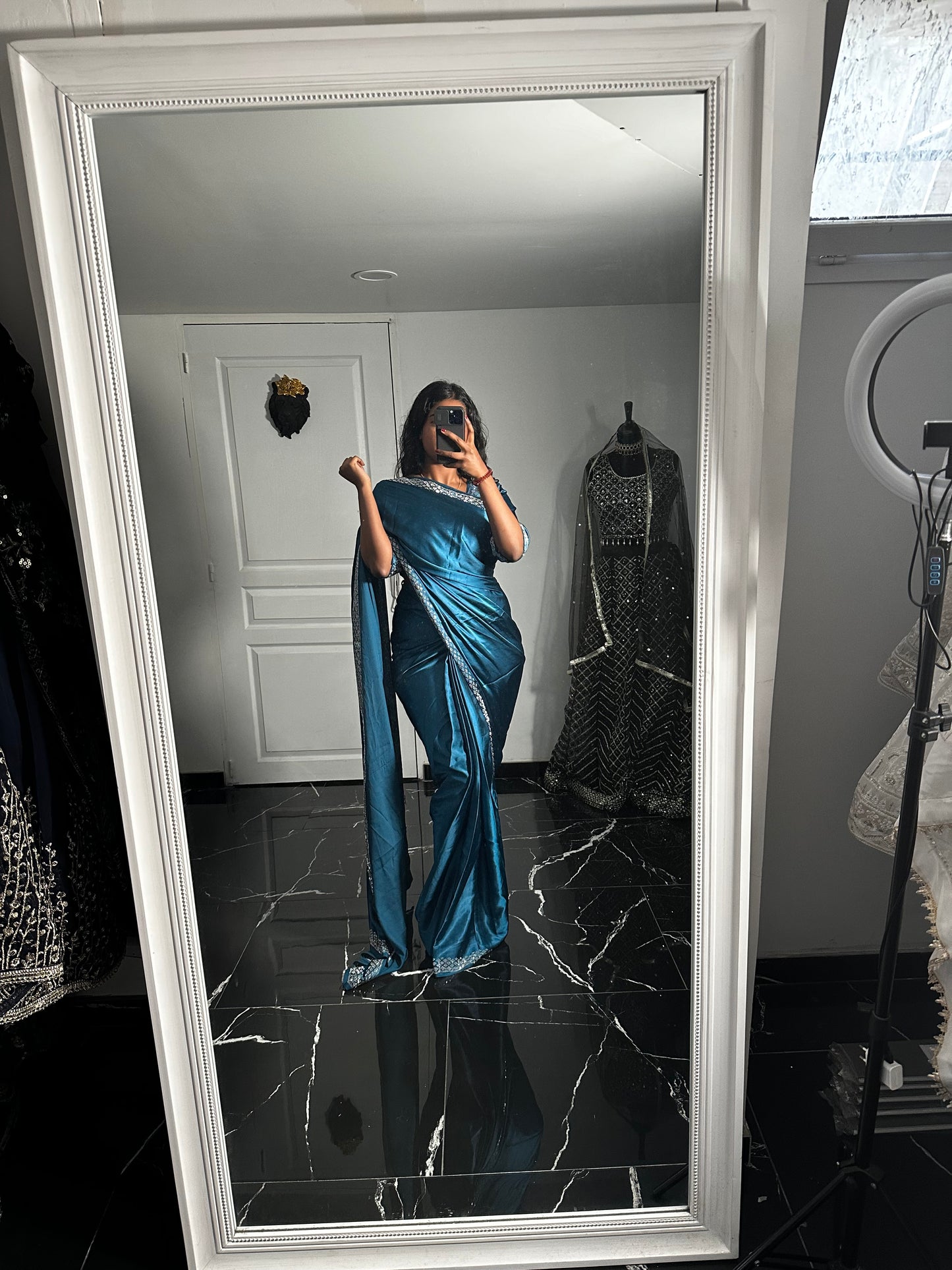 One minute satin saree bleu mer