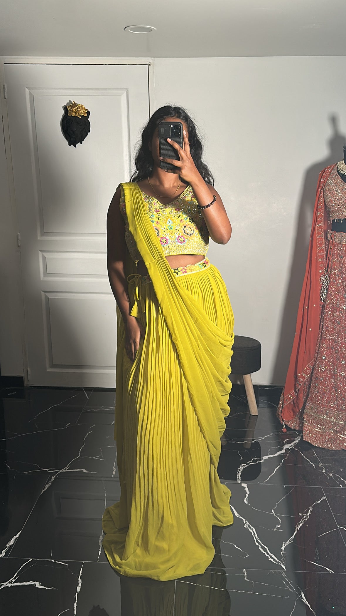Lehenga gilet jaune